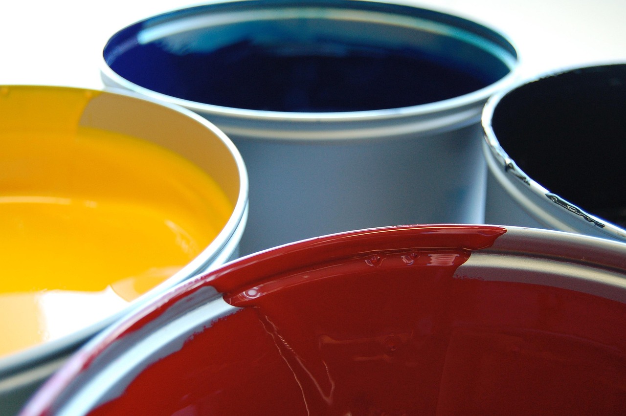 Tipos de Tintas e Seus Usos: Como Escolher a Tinta Certa para Cada Ambiente